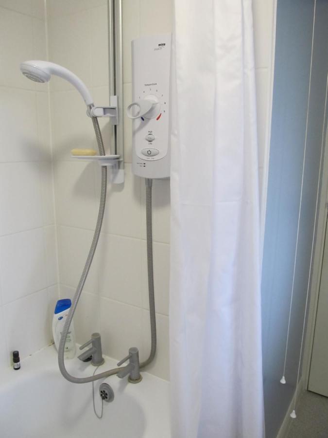 City Centre Double Room With A View, With Parking, Desk & Kitchenette Norwich Dış mekan fotoğraf