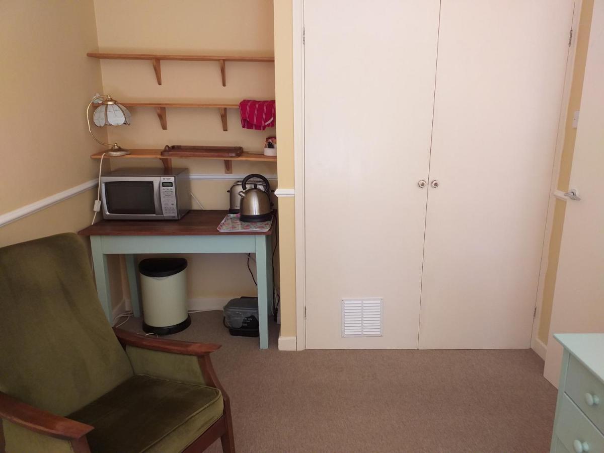 City Centre Double Room With A View, With Parking, Desk & Kitchenette Norwich Dış mekan fotoğraf